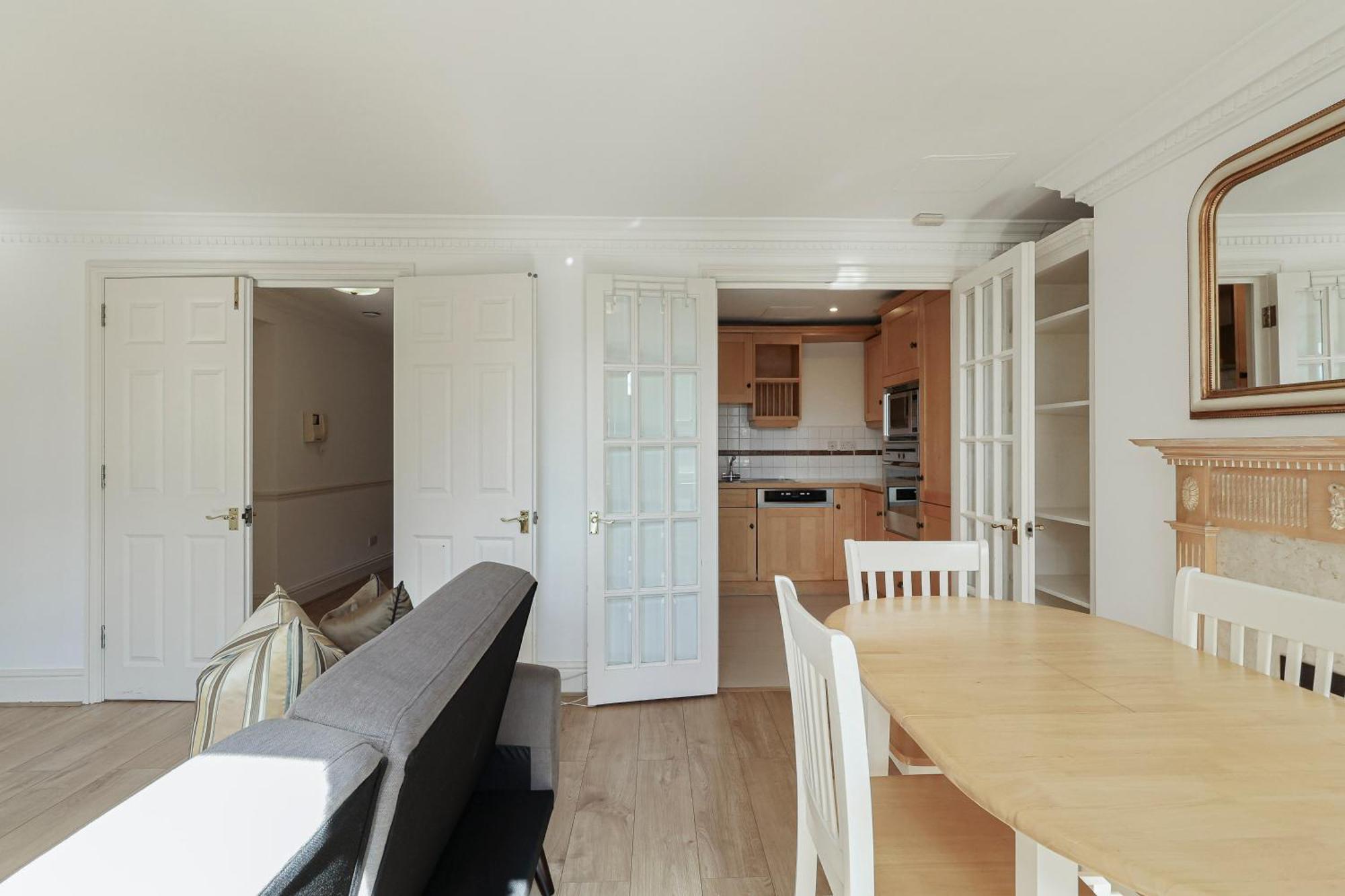 Appartamento Two Bed Two Bath Kensington *